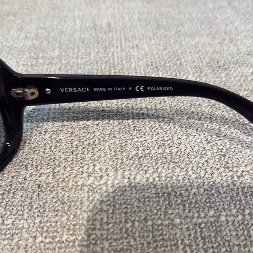 VERSACE Polarized Sunglasses - Picture 3 of 9